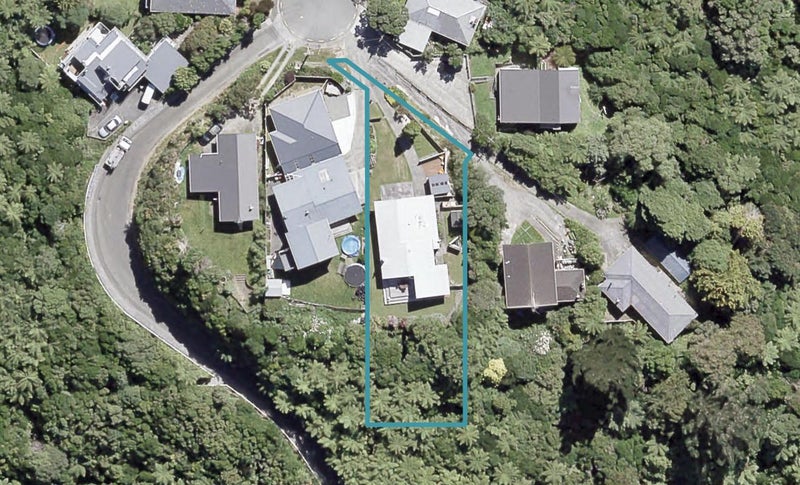 12A Martin Grove, Normandale, Lower Hutt - Carousel 1