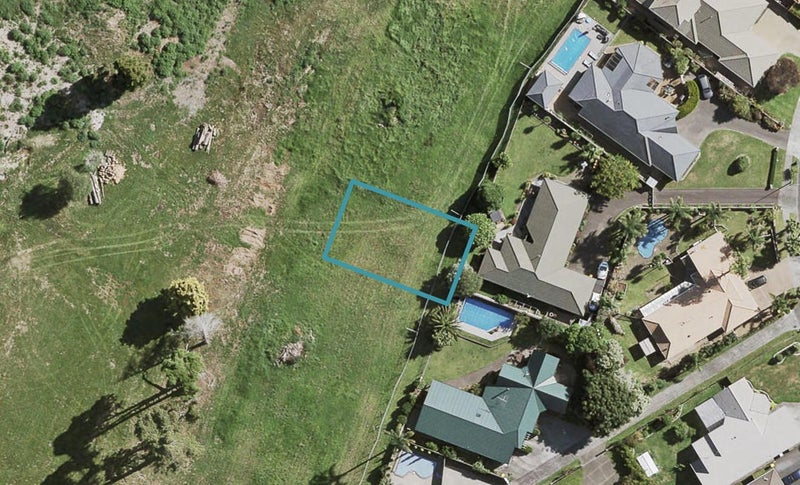 66 Waituarua Drive, Takanini, Auckland - Carousel 1