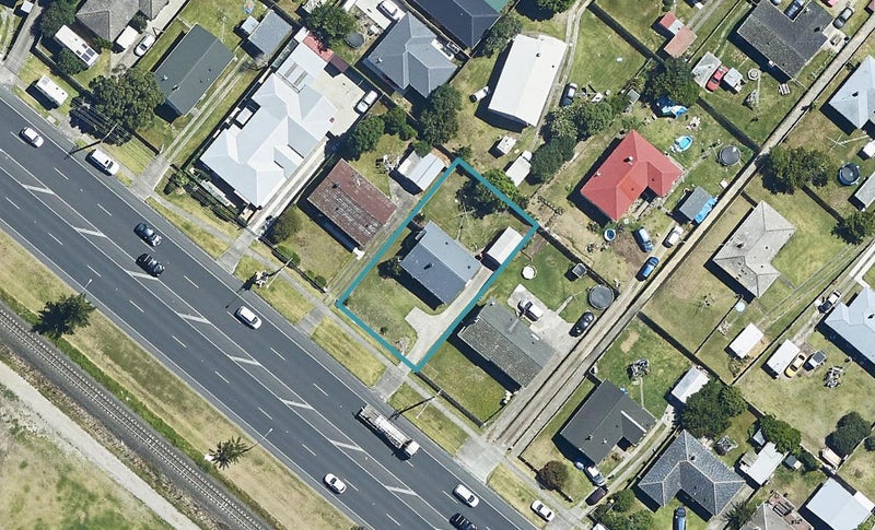 612 Maunganui Road, Mount Maunganui, Mount Maunganui - Carousel 1