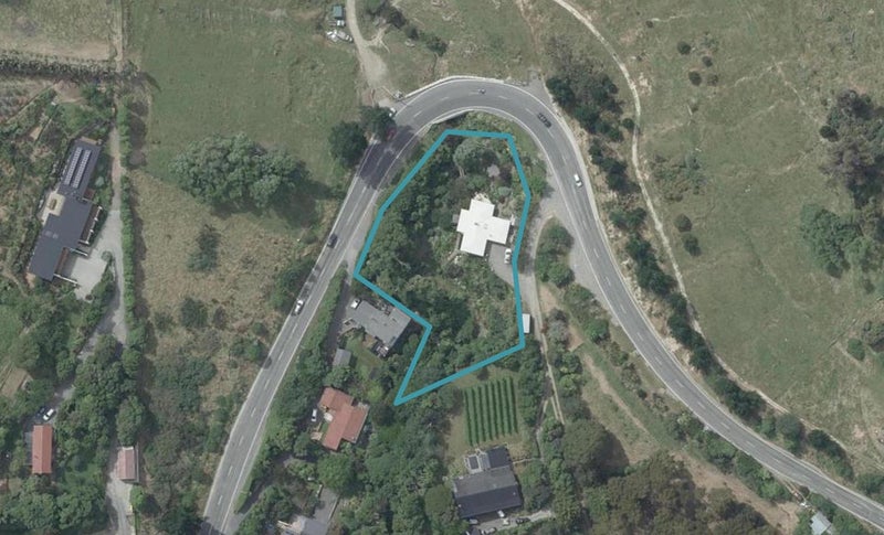 869 Governors Bay Road, Te Rapaki o Te Rakiwhakaputa, Lyttelton - Carousel 1