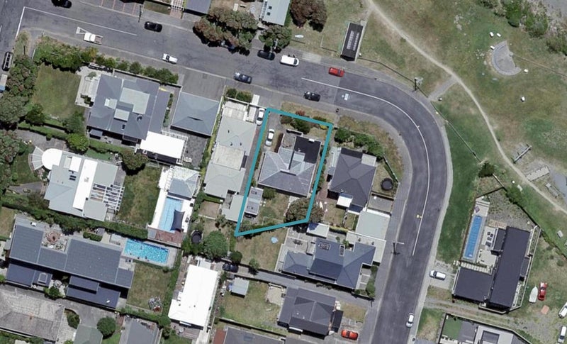 52 Forres Street, Seatoun, Wellington - Carousel 1