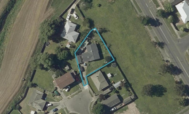 4A Hull Place, Highbury, Palmerston North - Carousel 1