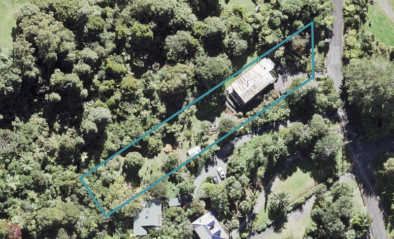 18 Rimu Road, Oratia, Auckland - Carousel 1