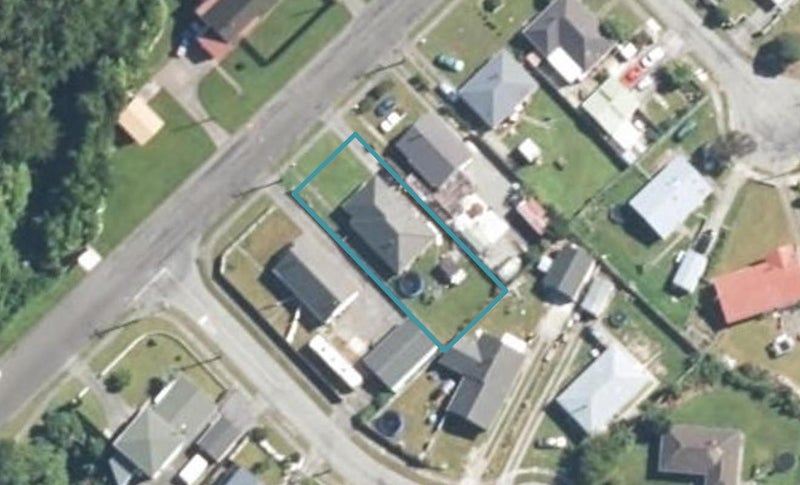 78 Hall Street, Cobden, Greymouth - Carousel 1