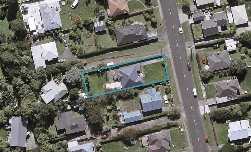 116 Seaview Road, Westown, New Plymouth - Carousel 1