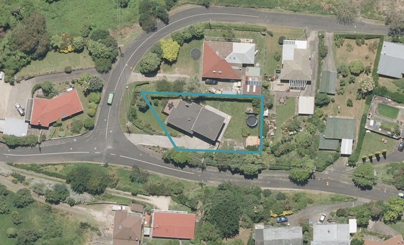 15 Webb Road, Durie Hill, Whanganui - Carousel 1