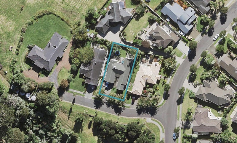 3 Steamer Place, Greenhithe, Auckland - Carousel 1
