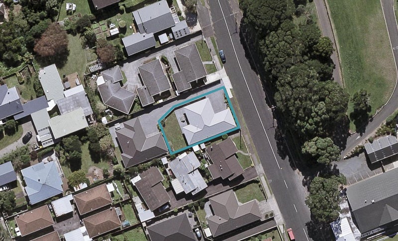 92 Cutfield Road, New Plymouth, New Plymouth - Carousel 1