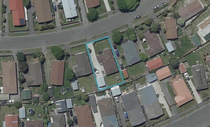 18 Taranui Place, Bromley, Christchurch - Carousel 1