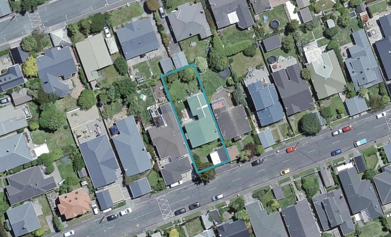 22 Firth Terrace, Karori, Wellington - Carousel 1