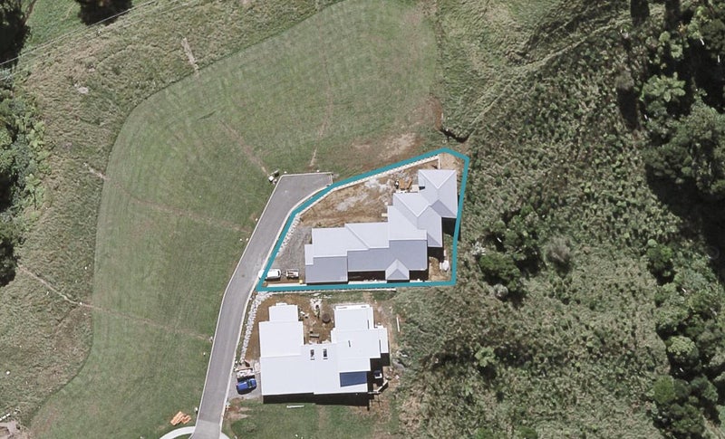 6 Kapurau Lane, Merrilands, New Plymouth - Carousel 1