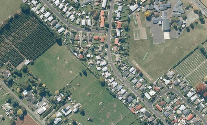 513 Lowe Street, Camberley, Hastings - Carousel 1
