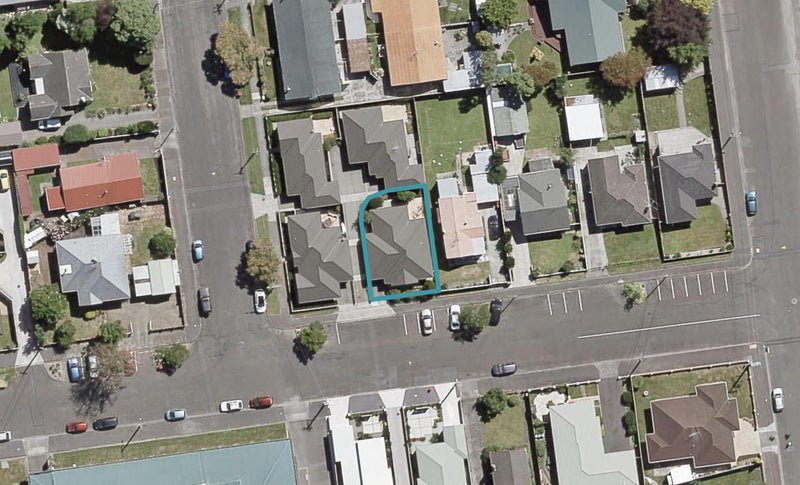 9 Sinclair Street, Ebdentown, Upper Hutt - Carousel 1