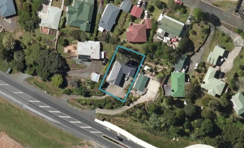135 Riverside Drive, Parahaki, Whangarei - Carousel 1