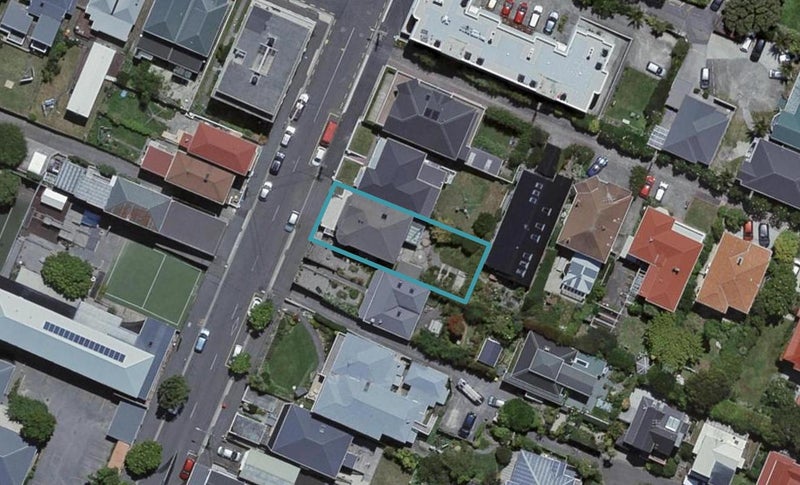 29 Brougham Street, Mount Victoria, Wellington - Carousel 1