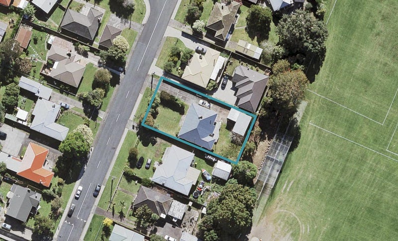 23 Vanguard Road, Kelston, Auckland - Carousel 1