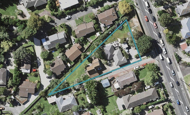 2/201 Lake Road, Belmont, Auckland - Carousel 1