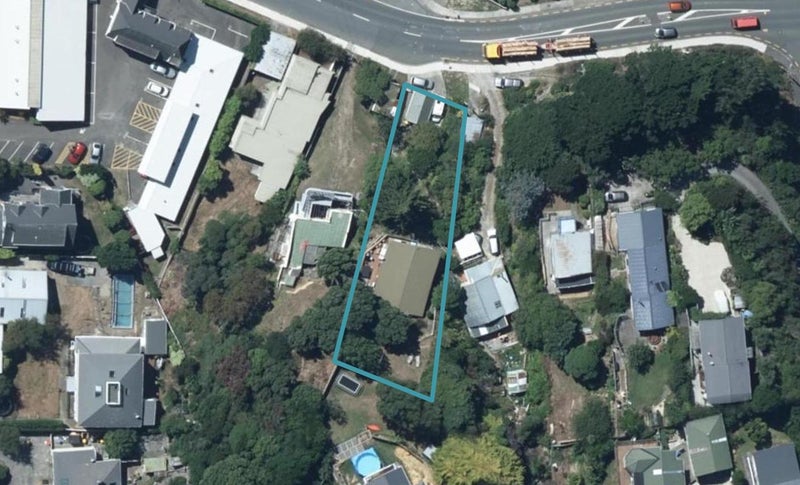 10 Grays Road, Plimmerton, Porirua - Carousel 1