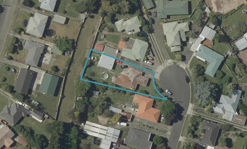 15 Norwich Place, Awapuni, Palmerston North - Carousel 1