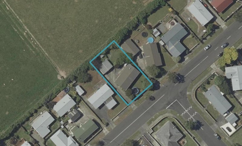 77 Benmore Avenue, Cloverlea, Palmerston North - Carousel 1
