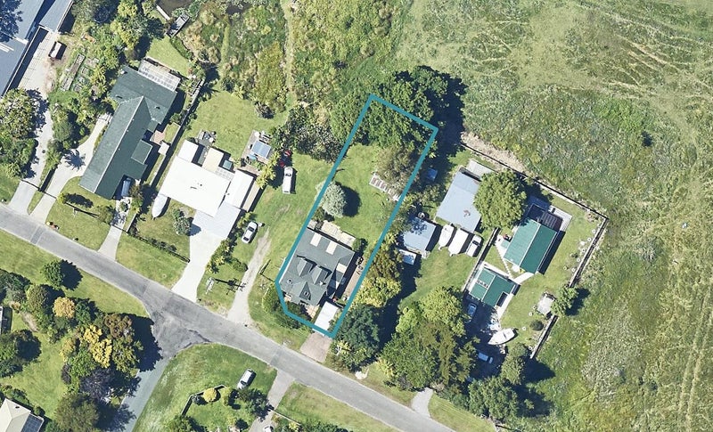 30 Takinga Street, Mourea, Rotorua - Carousel 1