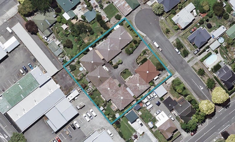 812 Queen Street West, Saint Leonards, Hastings - Carousel 1