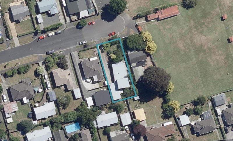 40 Oxford Street, Fairfield, Hamilton - Carousel 1
