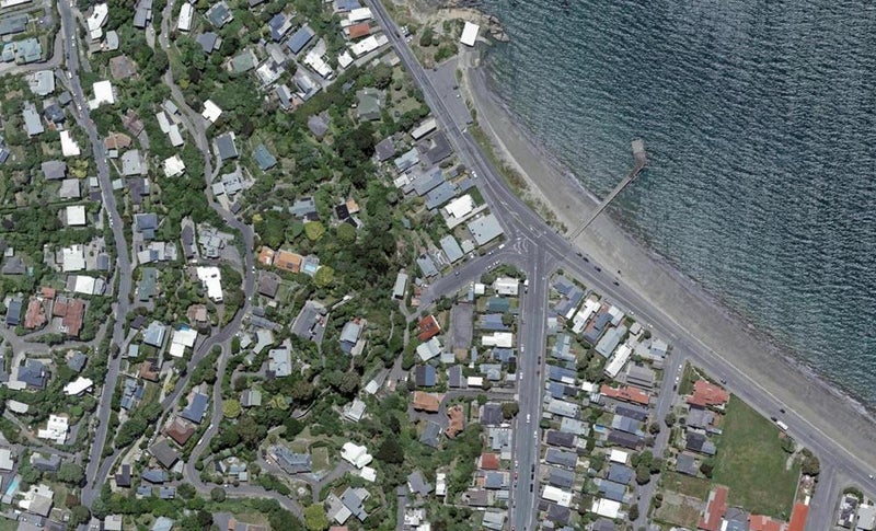 8 Pinelands Avenue, Seatoun, Wellington - Carousel 1