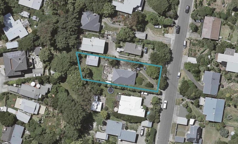 21 Glen Road, Raumati South, Paraparaumu - Carousel 1