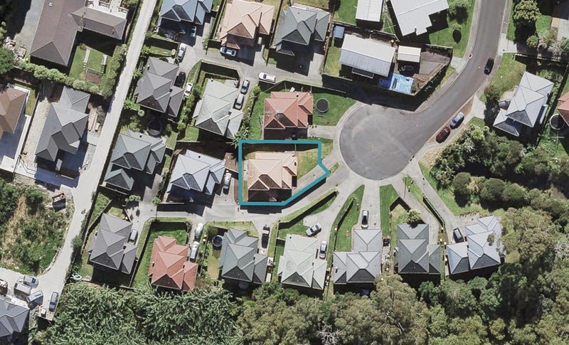 17 Elder Place, Massey, Auckland - Carousel 1