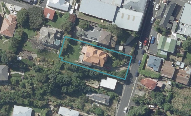10 Brunel Street, Mornington, Dunedin - Carousel 1