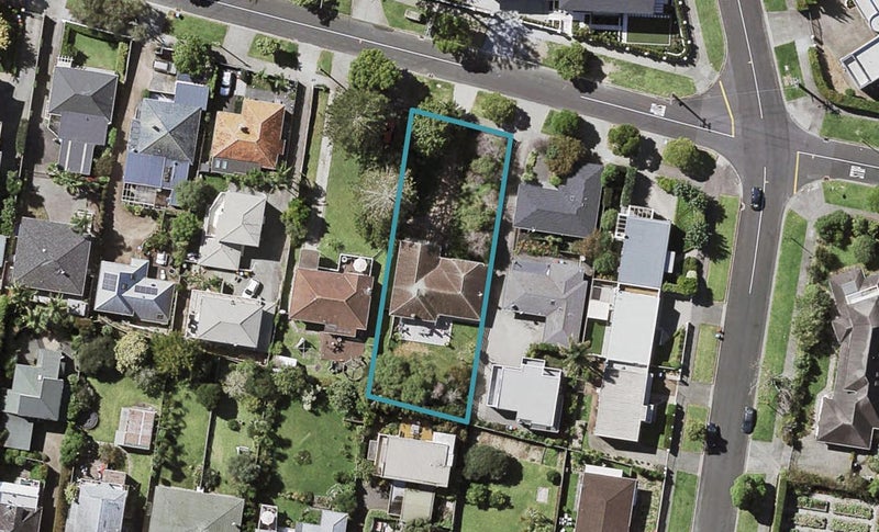 63 Godden Crescent, Mission Bay, Auckland - Carousel 1