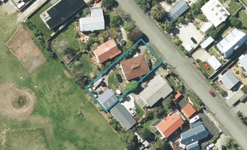18 Broadsea Avenue, Ruby Bay, Mapua - Carousel 1