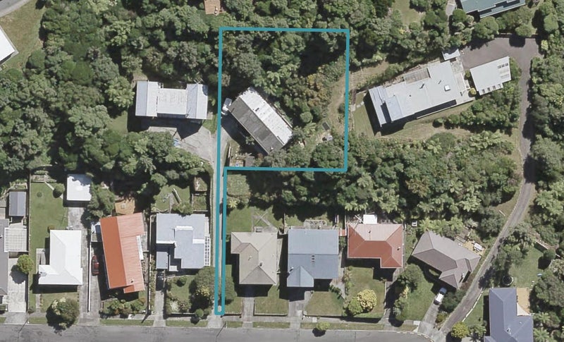 19 Magnolia Grove, Maungaraki, Lower Hutt - Carousel 1