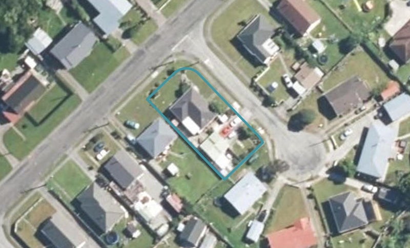84 Hall Street, Cobden, Greymouth - Carousel 1