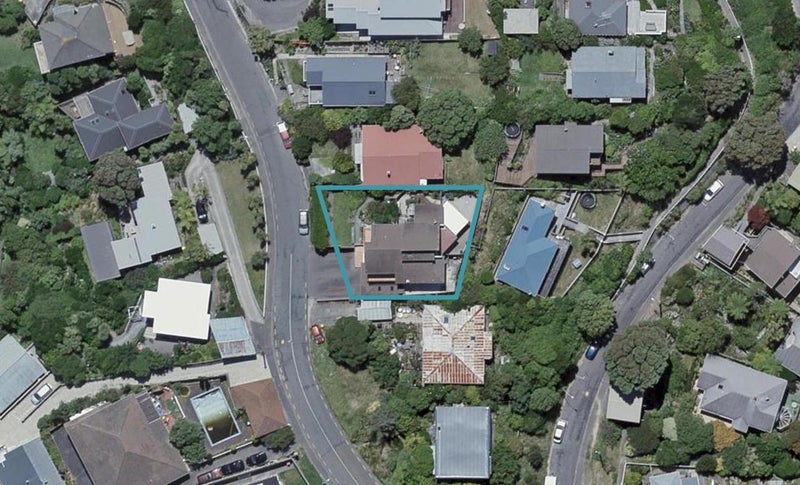 100 Nevay Road, Karaka Bays, Wellington - Carousel 1