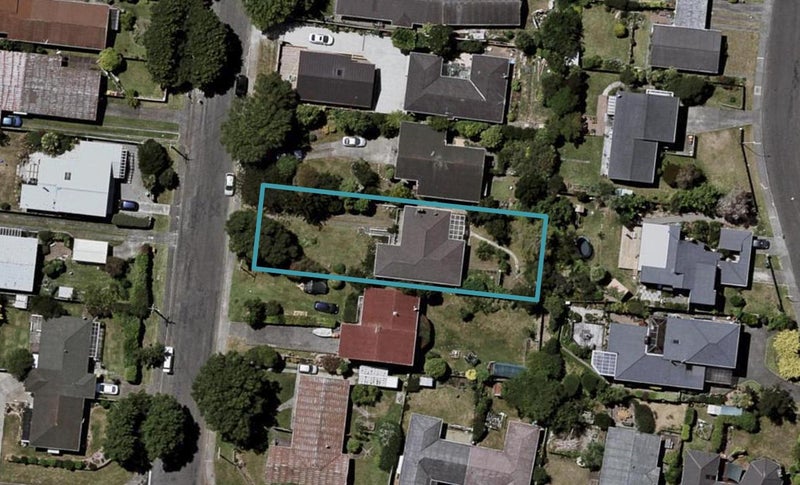 52 Alexander Road, Raumati Beach, Paraparaumu - Carousel 1