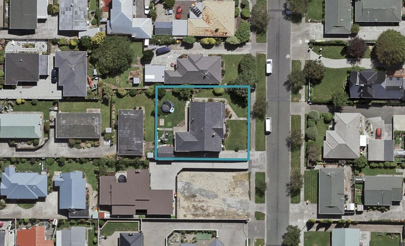 64 Antrim Street, Windsor, Invercargill - Carousel 1