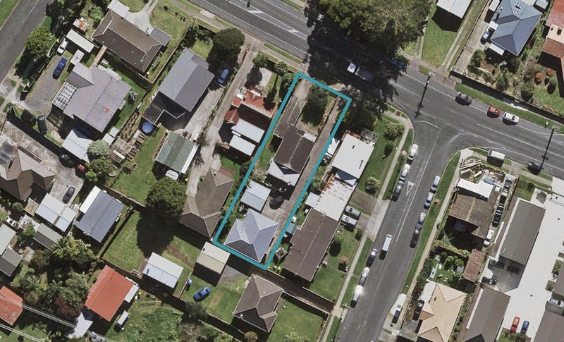 1/53 Gray Avenue, Mangere East, Auckland - Carousel 1