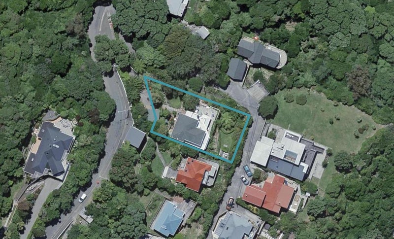 44 Fortification Road, Karaka Bays, Wellington - Carousel 1