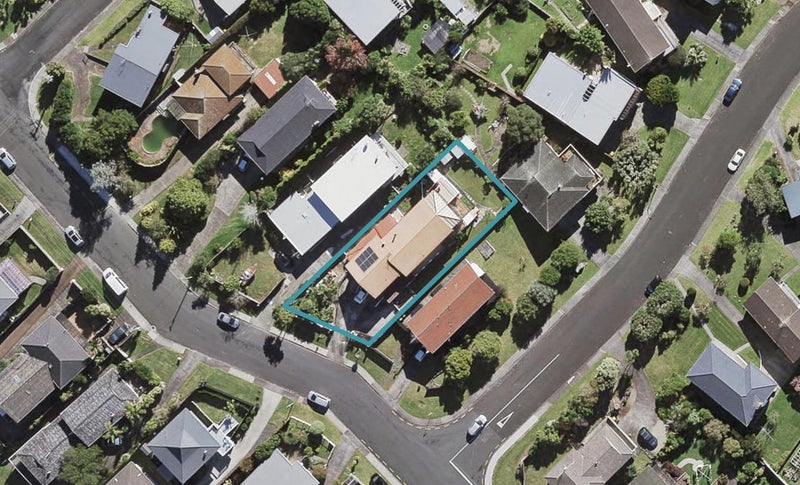 58 Monarch Avenue, Hillcrest, Auckland - Carousel 1