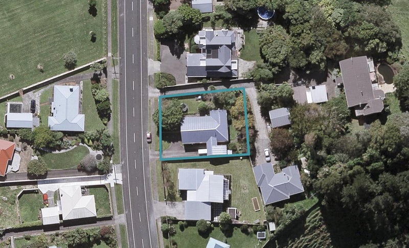 437 Carrington Street, Upper Vogeltown, New Plymouth - Carousel 1