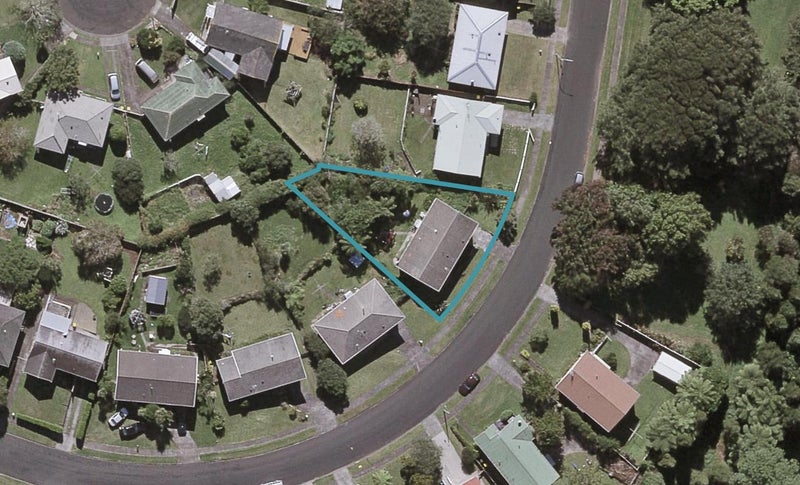 122 Pembroke Street, Westown, New Plymouth - Carousel 1