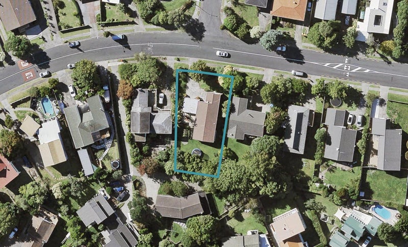 119 Oaktree Avenue, Browns Bay, Auckland - Carousel 1