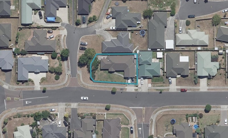 29 Nottingham Drive, Hamilton East, Hamilton - Carousel 1