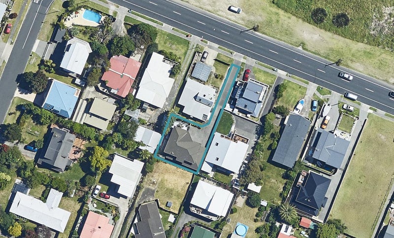 718B Papamoa Beach Road, Papamoa Beach, Papamoa - Carousel 1