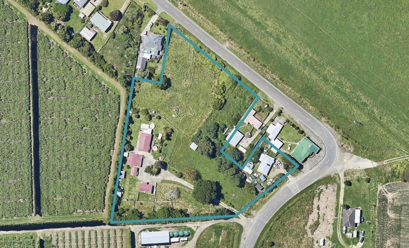 308 Paroa Road, Poroporo, Whakatane - Carousel 1