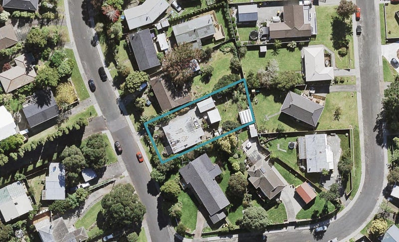 38 Kia Ora Road, Beach Haven, Auckland - Carousel 1