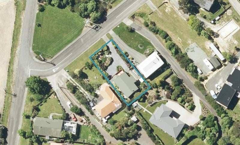 10 Moana View Road, Waikawa, Picton - Carousel 1