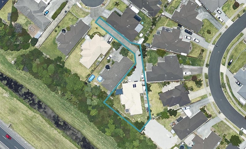 27 Seabreeze Place, Papamoa Beach, Papamoa - Carousel 1